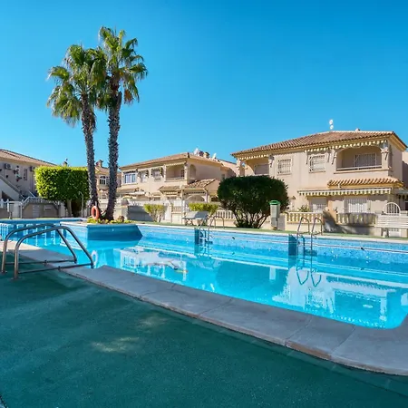 Sea View Apartments, Torrevieja, La Mata Торевьиа