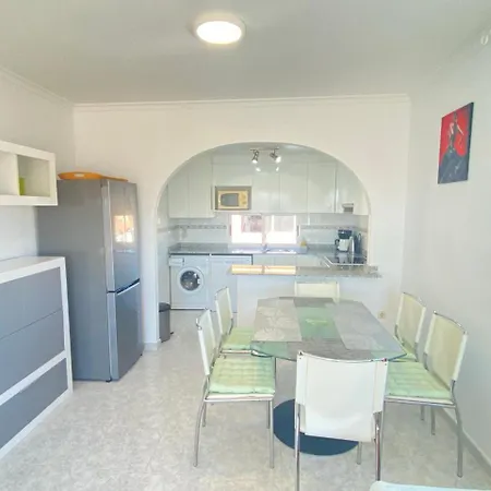 Sea View Apartments, Torrevieja, La Mata *